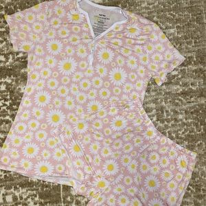 Little Sleepies Women’s Small Daisies PJ Set